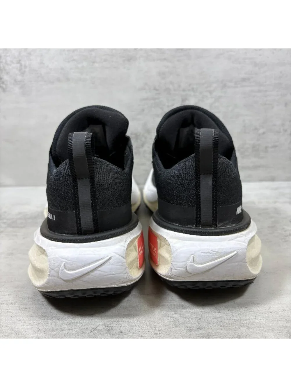 Nike Invincible Run 3 Running Shoes - Women's Size 8 - Black - Picture 6 of 9